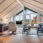 Bryngeir - 100m From The Sea By Interhome