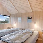 Bryngeir - 100m From The Sea By Interhome Feriehus