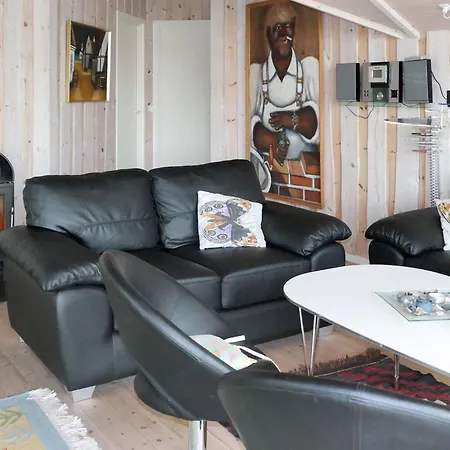 Bryngeir - 100m From The Sea By Interhome Vakantiehuis Vrist