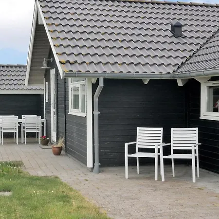 Bryngeir - 100m From The Sea By Interhome *